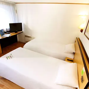 *** Hotel Kyriad Francia